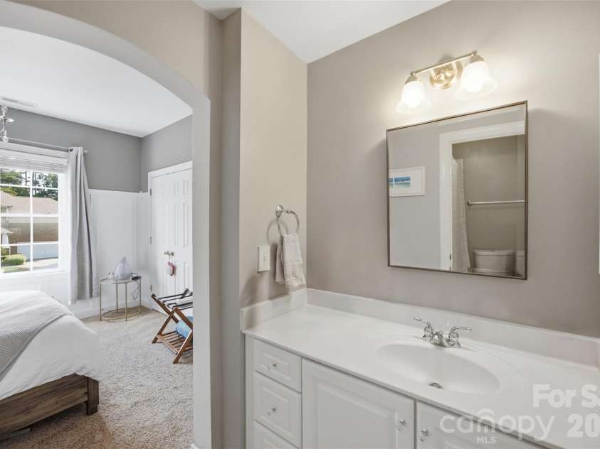 10104 Devonshire Drive, Huntersville, NC 28078.  MLS# CAR4419902, YatesRealty ID 48442. 