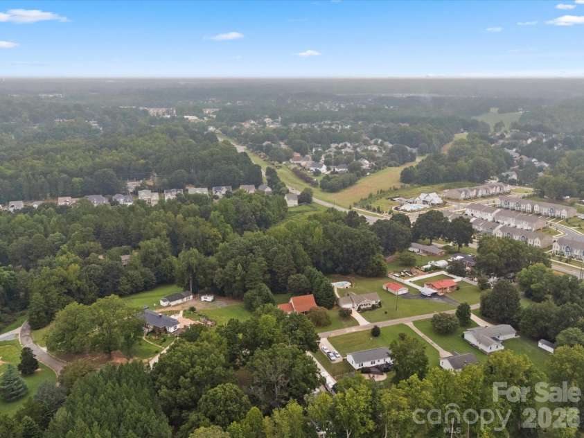 133 Franklin Drive, Mooresville, NC 28115.  MLS# CAR4420223, YatesRealty ID 48444. 