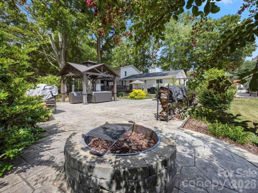 133 Franklin Drive, Mooresville, NC 28115.  MLS# CAR4420223, YatesRealty ID 48444. 