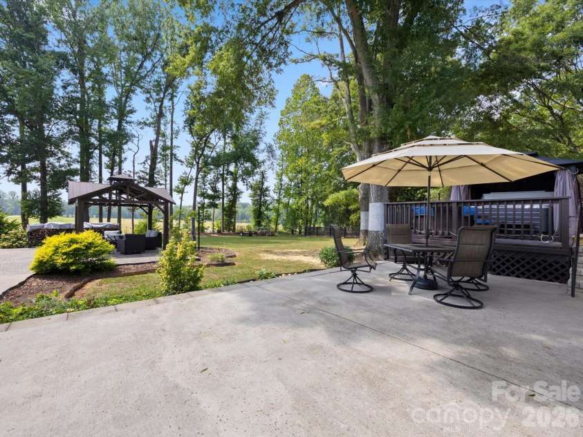 133 Franklin Drive, Mooresville, NC 28115.  MLS# CAR4420223, YatesRealty ID 48444. 