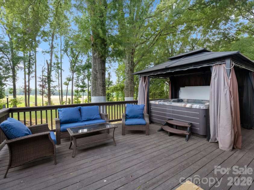 133 Franklin Drive, Mooresville, NC 28115.  MLS# CAR4420223, YatesRealty ID 48444. 