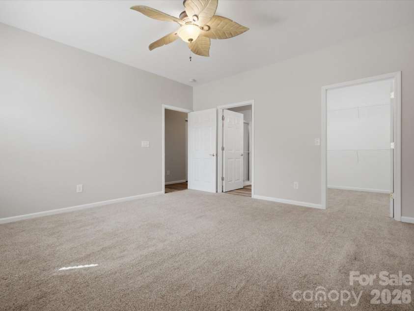 868 Ledgestone Court, Tega Cay, SC 29708.  MLS# CAR4420133, YatesRealty ID 48445. 