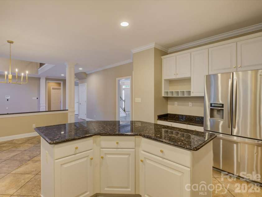 605 Queenswater Lane, Waxhaw, NC 28173.  MLS# CAR4420326, YatesRealty ID 48447. 