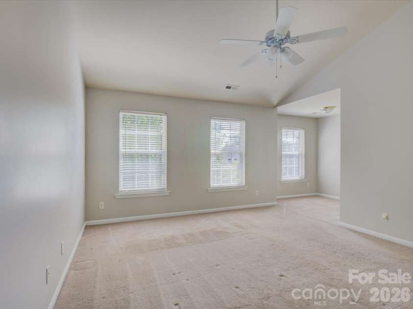 605 Queenswater Lane, Waxhaw, NC 28173.  MLS# CAR4420326, YatesRealty ID 48447. 