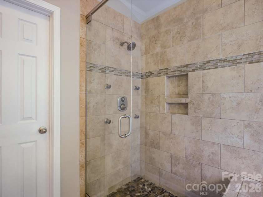 605 Queenswater Lane, Waxhaw, NC 28173.  MLS# CAR4420326, YatesRealty ID 48447. 
