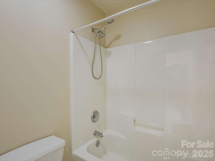 605 Queenswater Lane, Waxhaw, NC 28173.  MLS# CAR4420326, YatesRealty ID 48447. 