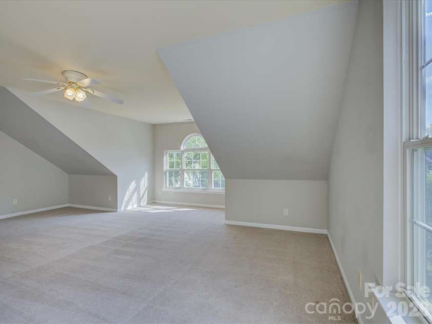 605 Queenswater Lane, Waxhaw, NC 28173.  MLS# CAR4420326, YatesRealty ID 48447. 
