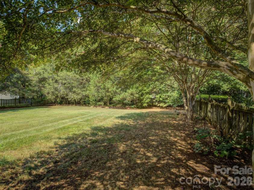 605 Queenswater Lane, Waxhaw, NC 28173.  MLS# CAR4420326, YatesRealty ID 48447. 
