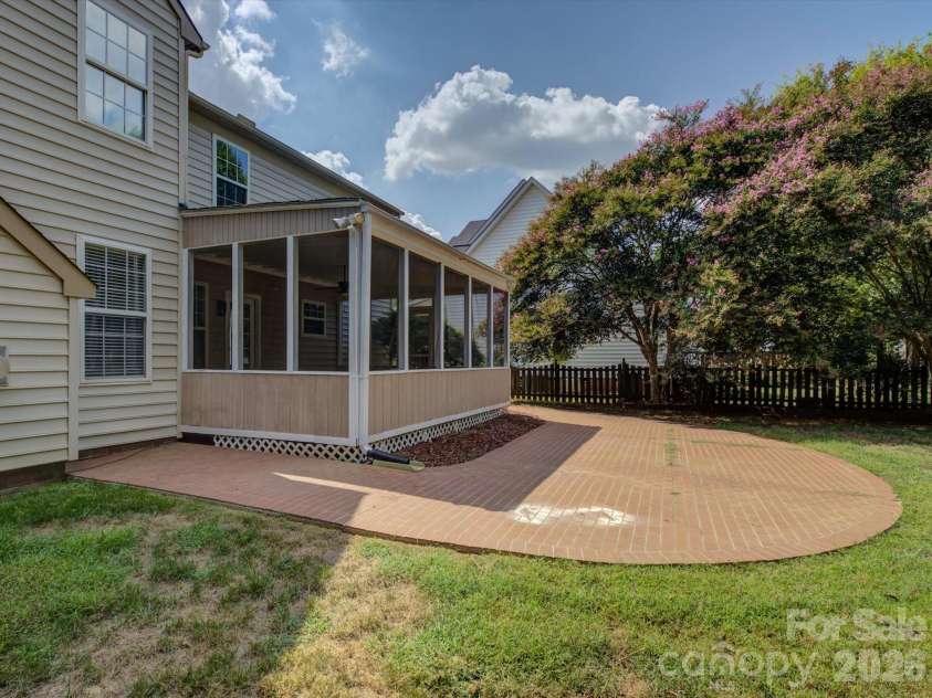 605 Queenswater Lane, Waxhaw, NC 28173.  MLS# CAR4420326, YatesRealty ID 48447. 