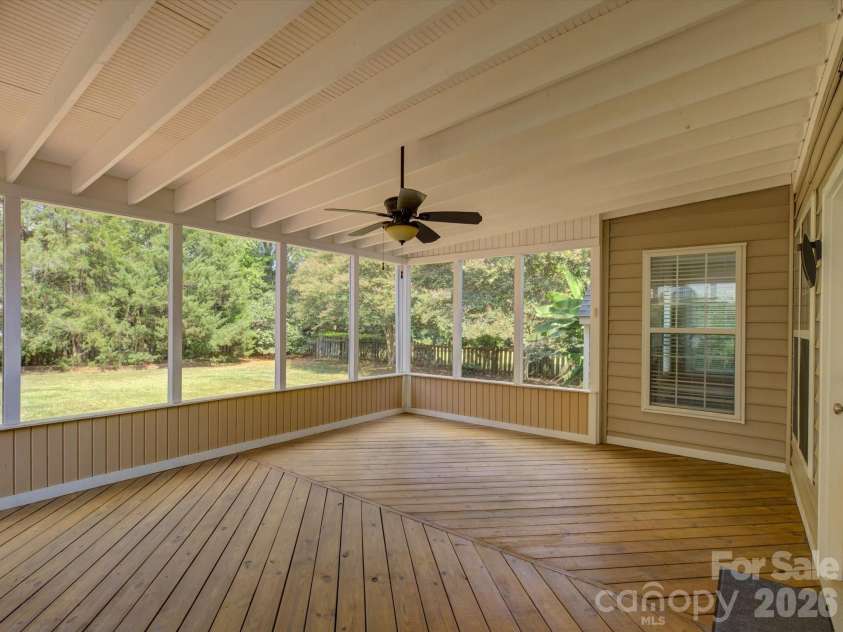 605 Queenswater Lane, Waxhaw, NC 28173.  MLS# CAR4420326, YatesRealty ID 48447. 