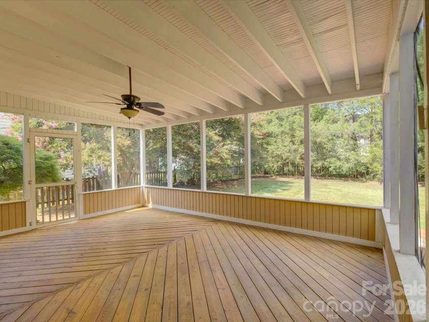 605 Queenswater Lane, Waxhaw, NC 28173.  MLS# CAR4420326, YatesRealty ID 48447. 