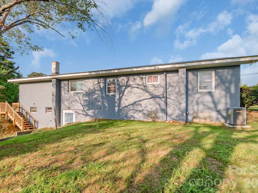 40726 Hearne Road, New London, NC 28127.  MLS# CAR4420332, YatesRealty ID 48448. 