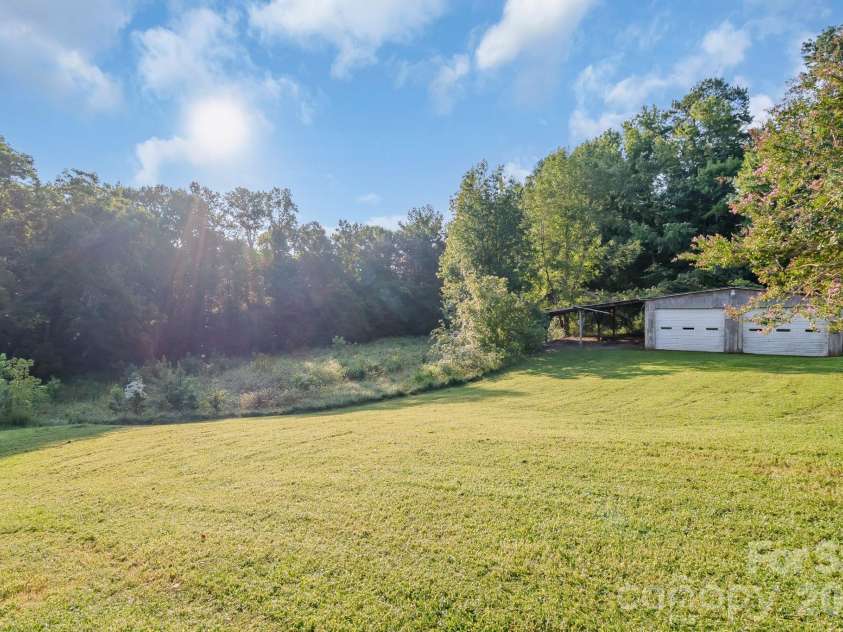 40726 Hearne Road, New London, NC 28127.  MLS# CAR4420332, YatesRealty ID 48448. 