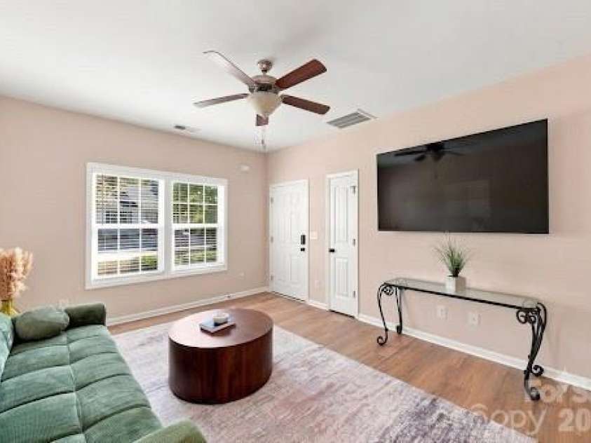 422 Danielle Way, Fort Mill, SC 29715.  MLS# CAR4420672, YatesRealty ID 48449. 