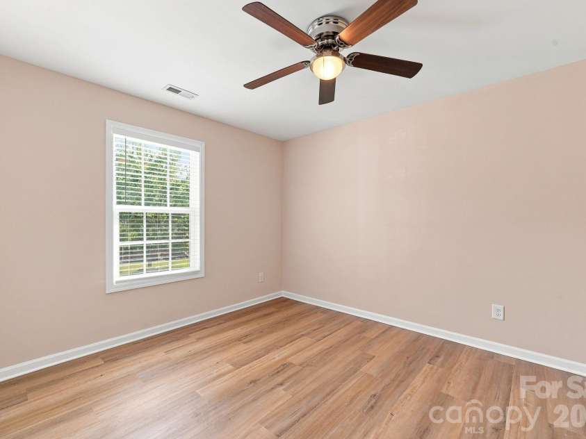 422 Danielle Way, Fort Mill, SC 29715.  MLS# CAR4420672, YatesRealty ID 48449. 