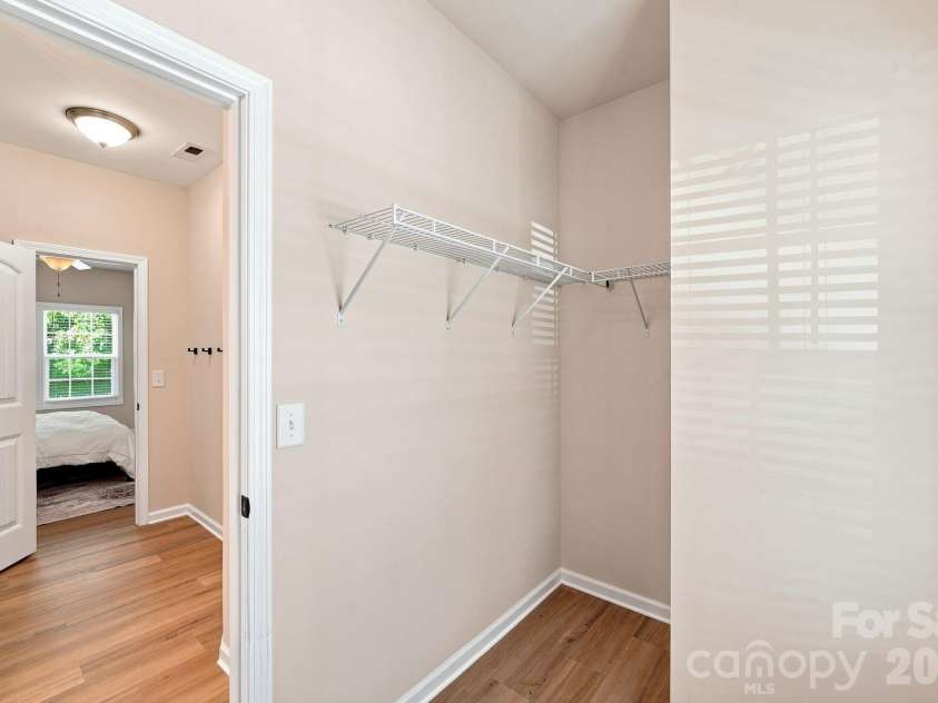 422 Danielle Way, Fort Mill, SC 29715.  MLS# CAR4420672, YatesRealty ID 48449. Primary walk in closet