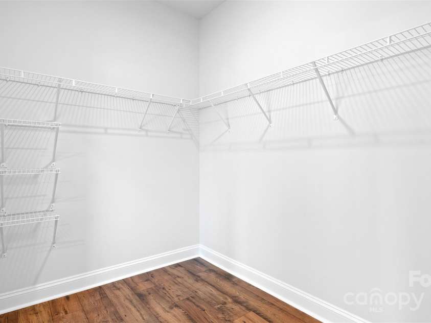 461 Fox Cove Road, Hendersonville, NC 28792.  MLS# CAR4242594, YatesRealty ID 4845. Photos are representative