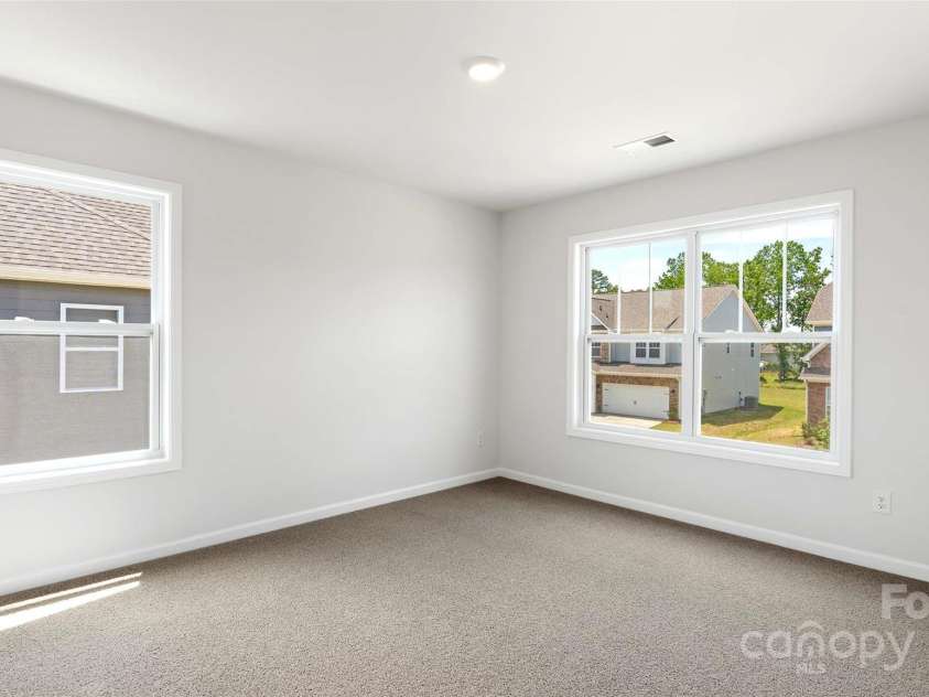 461 Fox Cove Road, Hendersonville, NC 28792.  MLS# CAR4242594, YatesRealty ID 4845. Photos are representative