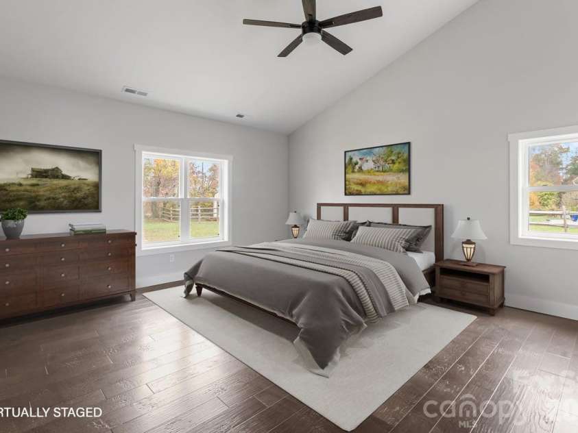 60 Gins Lane, Mars Hill, NC 28754.  MLS# CAR4284949, YatesRealty ID 4845. 