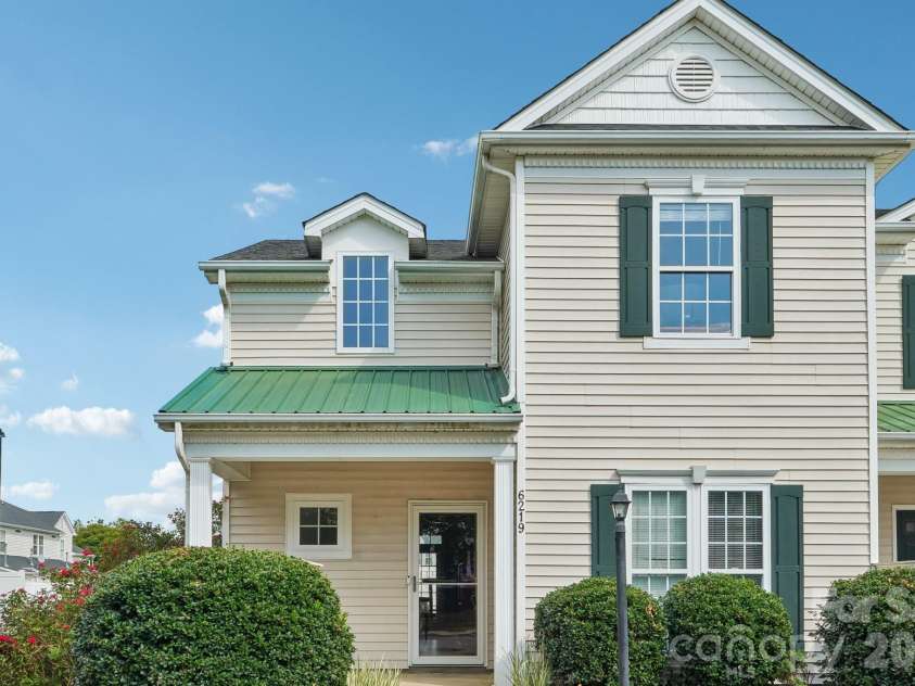 6219 Tyrel Lane, Harrisburg, NC 28075.  MLS# CAR4420588, YatesRealty ID 48450. 