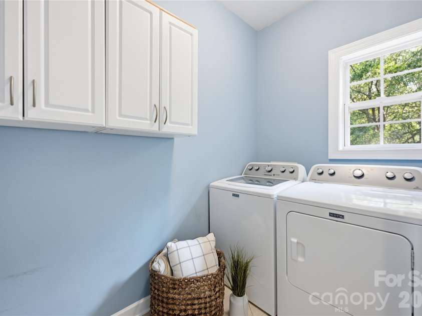 8017 Pendley Lane, Huntersville, NC 28078.  MLS# CAR4421151, YatesRealty ID 48452. 