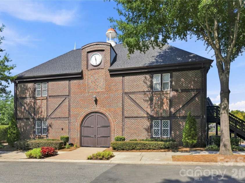 8017 Pendley Lane, Huntersville, NC 28078.  MLS# CAR4421151, YatesRealty ID 48452. Community Amenities