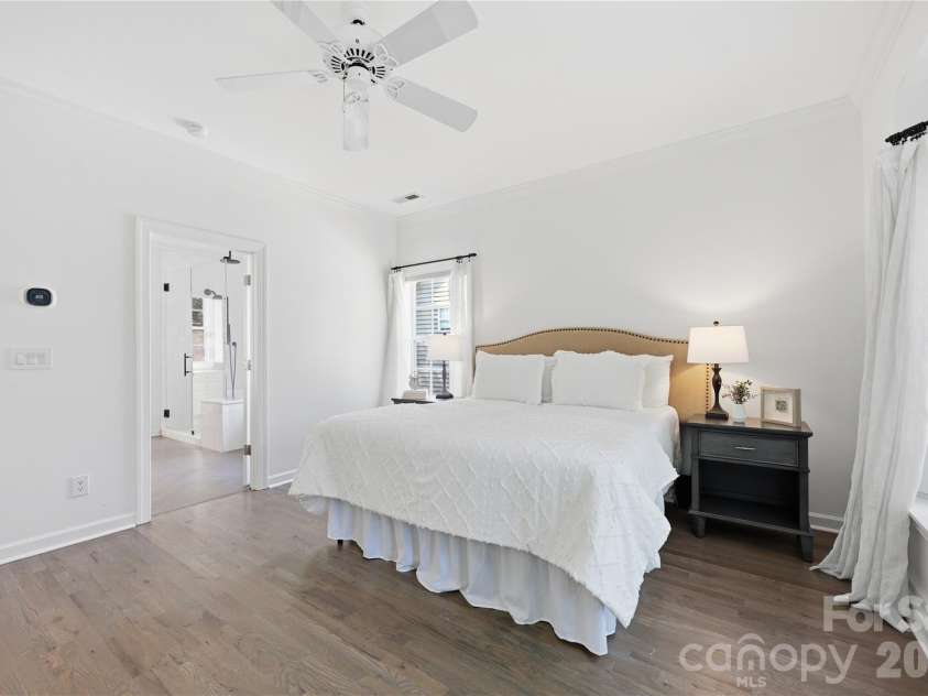 8017 Pendley Lane, Huntersville, NC 28078.  MLS# CAR4421151, YatesRealty ID 48452. Primary Suite