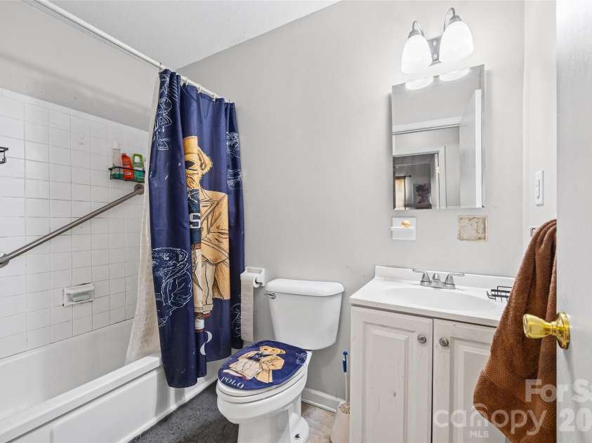 531 Finley Road, Rock Hill, SC 29730.  MLS# CAR4418914, YatesRealty ID 48453. 