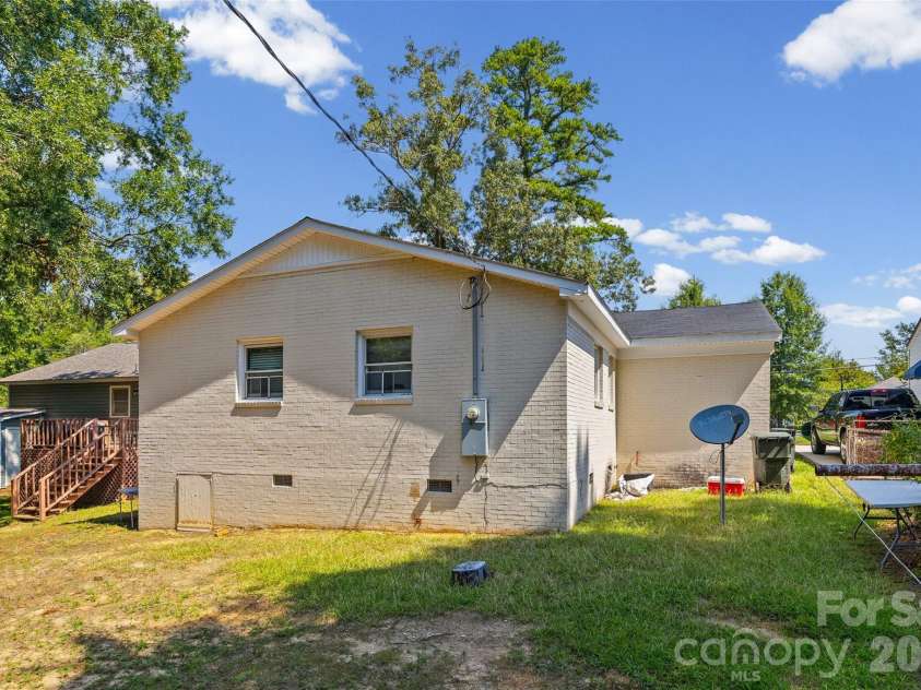 531 Finley Road, Rock Hill, SC 29730.  MLS# CAR4418914, YatesRealty ID 48453. 