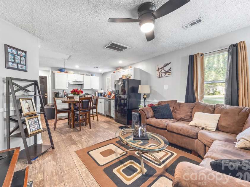 439 Baker Street Extension, Rock Hill, SC 29730.  MLS# CAR4418919, YatesRealty ID 48454. 