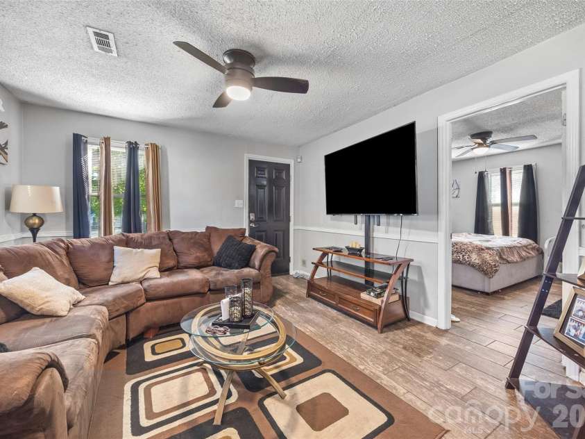 439 Baker Street Extension, Rock Hill, SC 29730.  MLS# CAR4418919, YatesRealty ID 48454. 