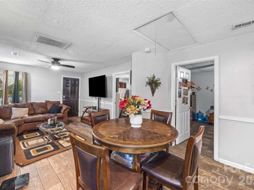 439 Baker Street Extension, Rock Hill, SC 29730.  MLS# CAR4418919, YatesRealty ID 48454. 
