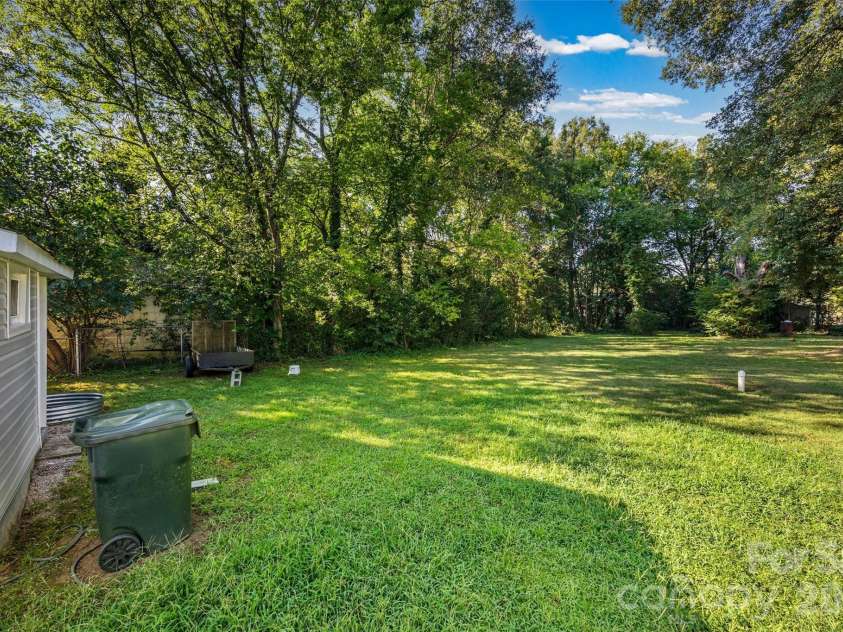 439 Baker Street Extension, Rock Hill, SC 29730.  MLS# CAR4418919, YatesRealty ID 48454. 