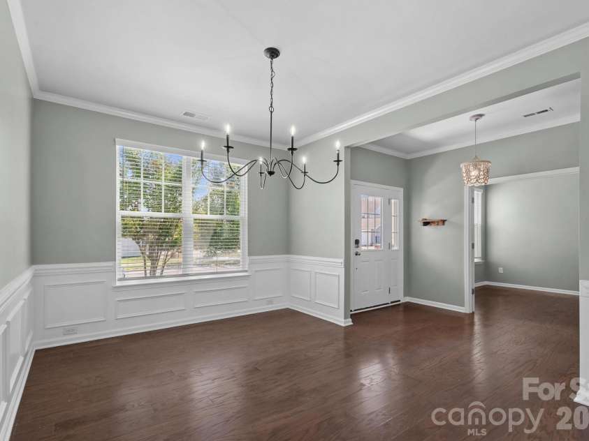 15625 White Quartz Lane, Davidson, NC 28036.  MLS# CAR4418680, YatesRealty ID 48455. 