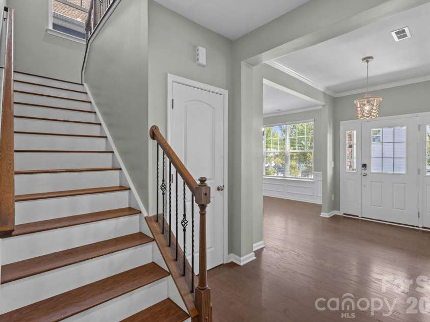 15625 White Quartz Lane, Davidson, NC 28036.  MLS# CAR4418680, YatesRealty ID 48455. 