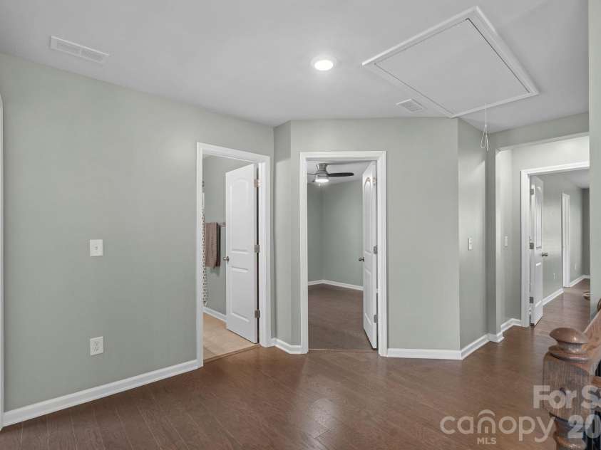 15625 White Quartz Lane, Davidson, NC 28036.  MLS# CAR4418680, YatesRealty ID 48455. 