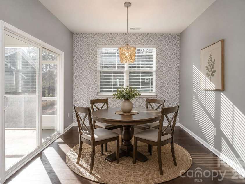 15625 White Quartz Lane, Davidson, NC 28036.  MLS# CAR4418680, YatesRealty ID 48455. Virtually staged