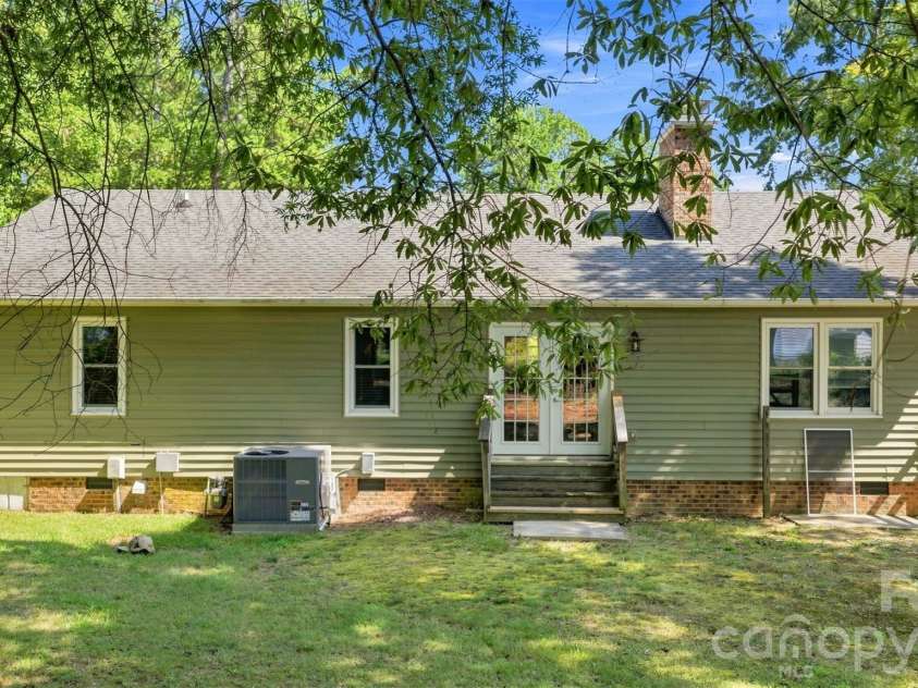 1405 Woodlark Place, Monroe, NC 28112.  MLS# CAR4418837, YatesRealty ID 48456. 