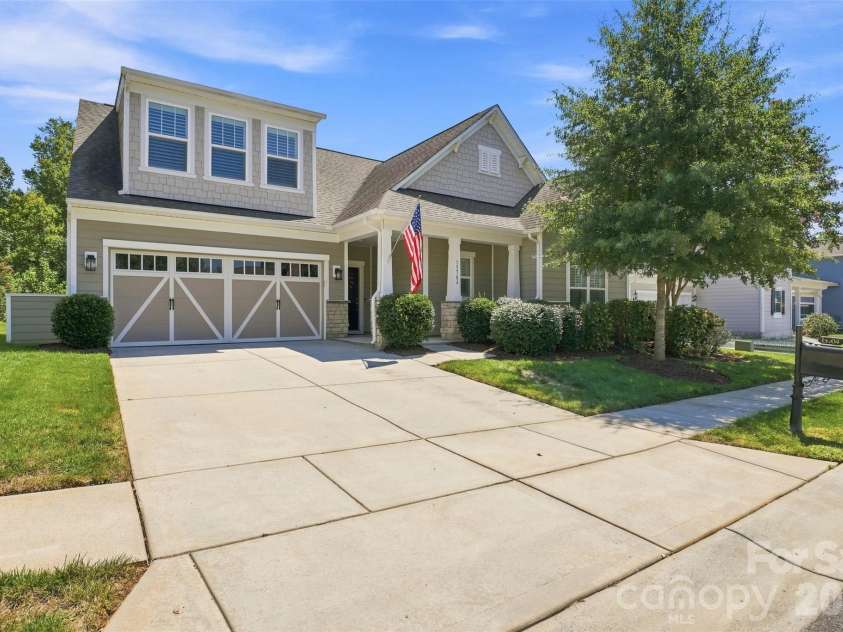 15704 Reynolds Drive, Indian Land, SC 29707.  MLS# CAR4419421, YatesRealty ID 48457. 