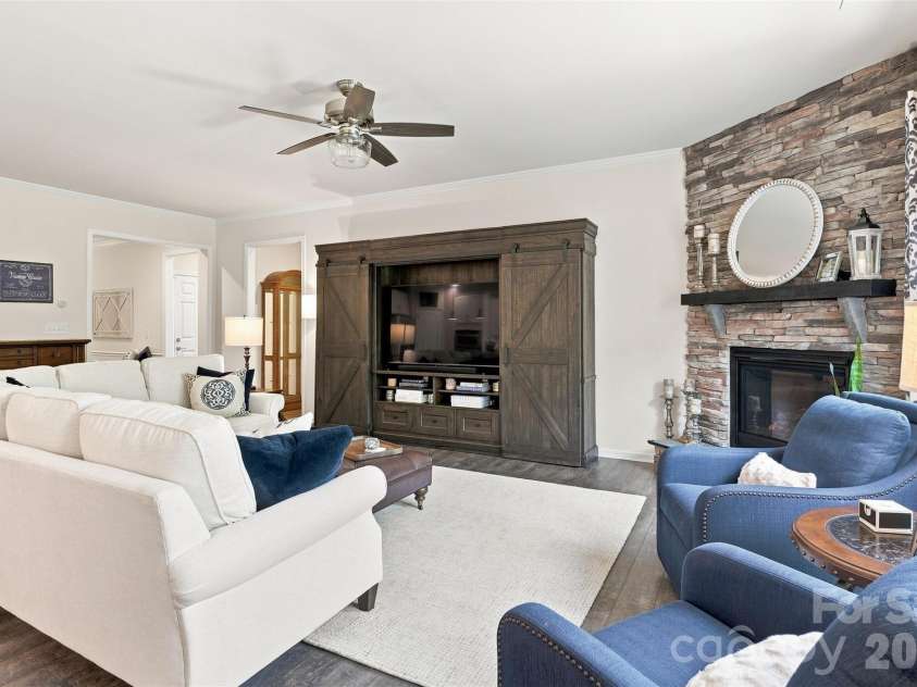 15704 Reynolds Drive, Indian Land, SC 29707.  MLS# CAR4419421, YatesRealty ID 48457. 