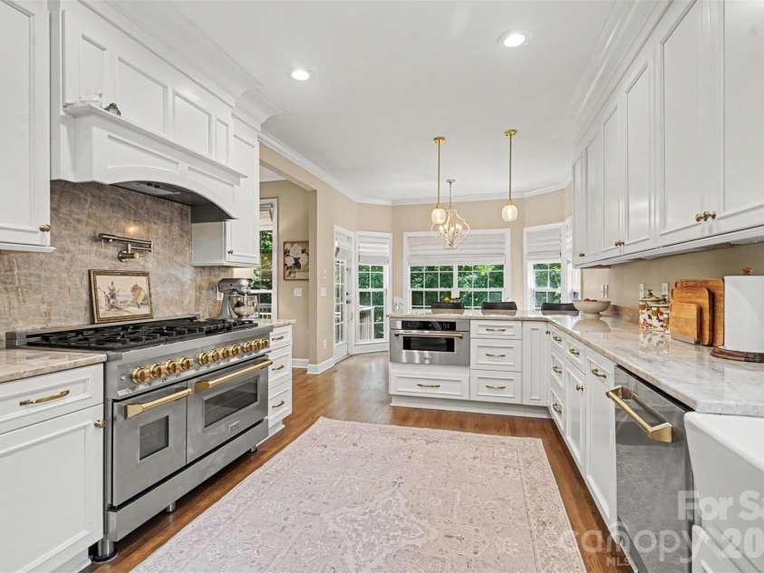 904 Carisbrooke Lane, Waxhaw, NC 28173.  MLS# CAR4419189, YatesRealty ID 48458. 