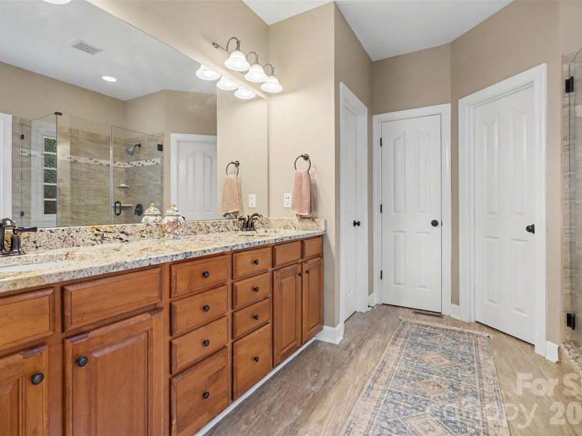904 Carisbrooke Lane, Waxhaw, NC 28173.  MLS# CAR4419189, YatesRealty ID 48458. 
