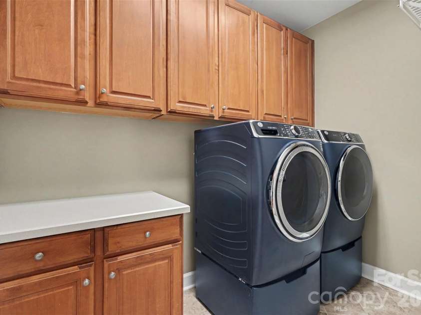 904 Carisbrooke Lane, Waxhaw, NC 28173.  MLS# CAR4419189, YatesRealty ID 48458. 