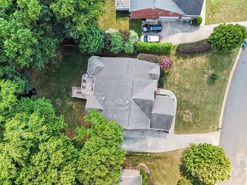 904 Carisbrooke Lane, Waxhaw, NC 28173.  MLS# CAR4419189, YatesRealty ID 48458. 