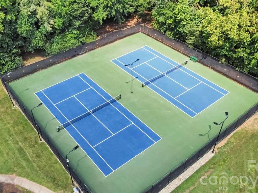 904 Carisbrooke Lane, Waxhaw, NC 28173.  MLS# CAR4419189, YatesRealty ID 48458. 