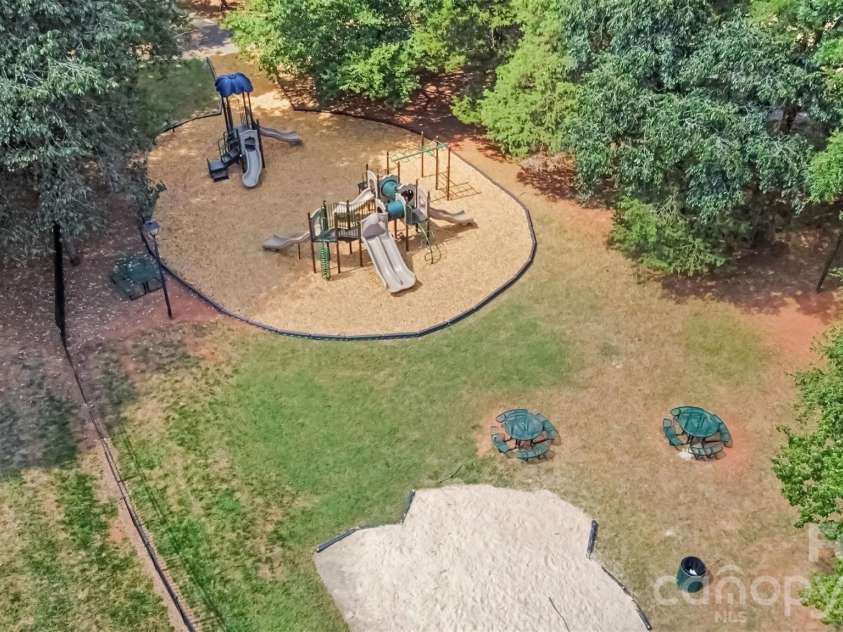 904 Carisbrooke Lane, Waxhaw, NC 28173.  MLS# CAR4419189, YatesRealty ID 48458. 