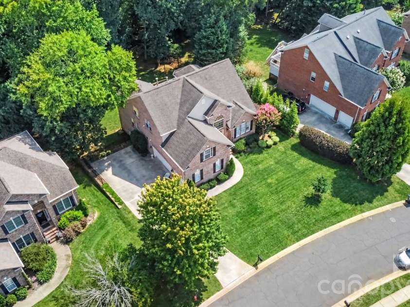 904 Carisbrooke Lane, Waxhaw, NC 28173.  MLS# CAR4419189, YatesRealty ID 48458. 