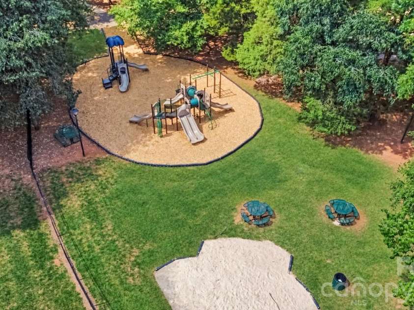 904 Carisbrooke Lane, Waxhaw, NC 28173.  MLS# CAR4419189, YatesRealty ID 48458. 
