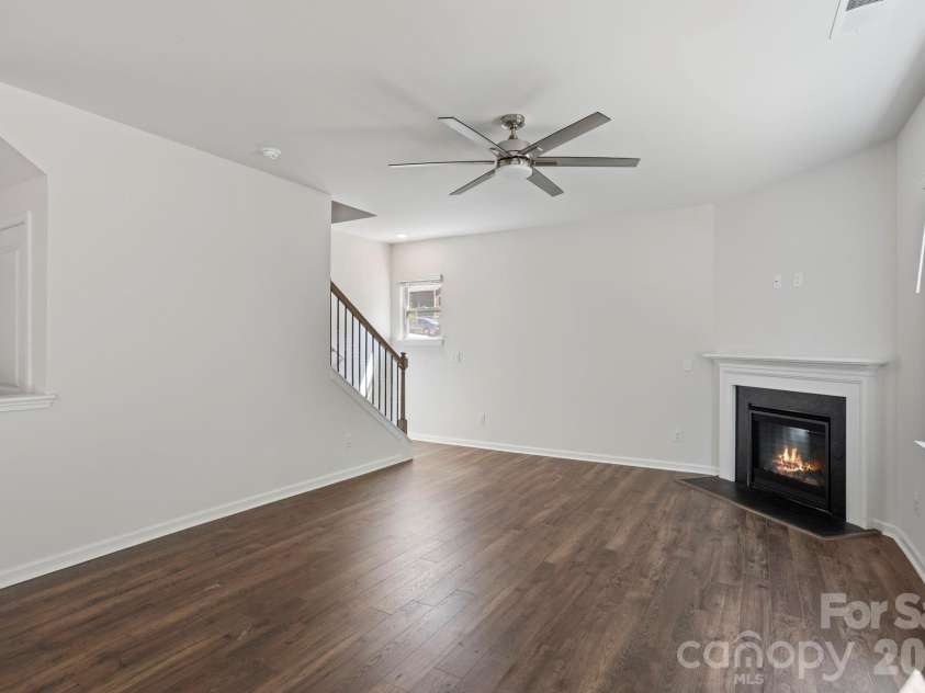 138 Marathon Lane, Candler, NC 28715.  MLS# CAR4419218, YatesRealty ID 48459. 