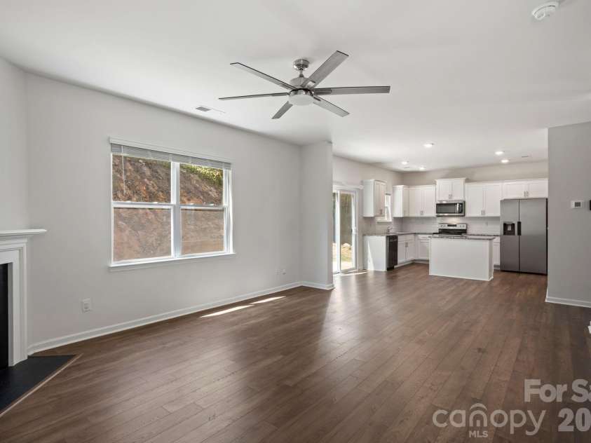 138 Marathon Lane, Candler, NC 28715.  MLS# CAR4419218, YatesRealty ID 48459. 